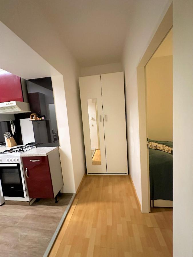 Cosy & Quiet In 17Th District Apartment Vienna Exterior photo