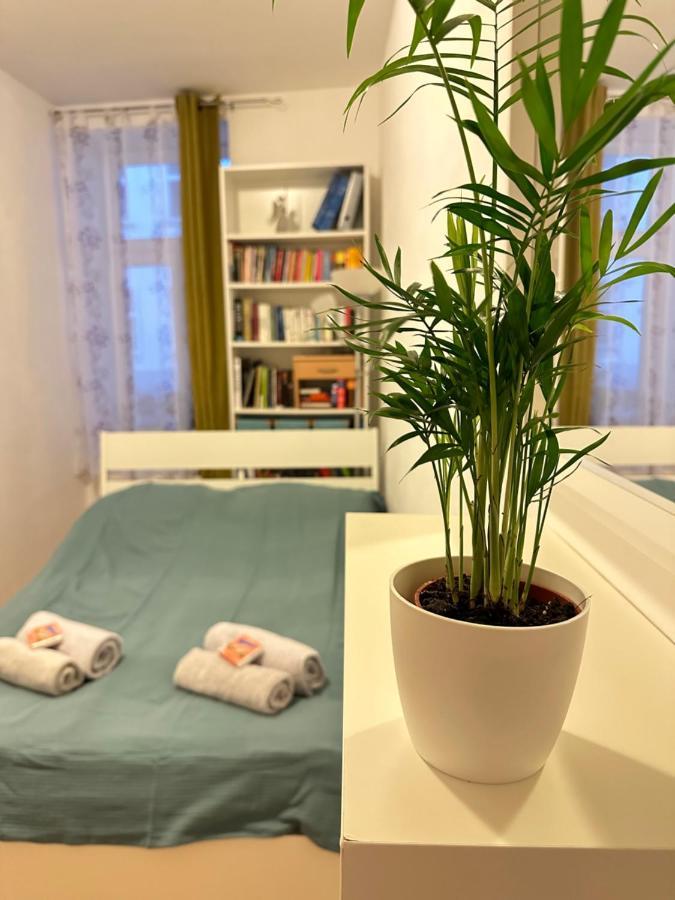 Cosy & Quiet In 17Th District Apartment Vienna Exterior photo