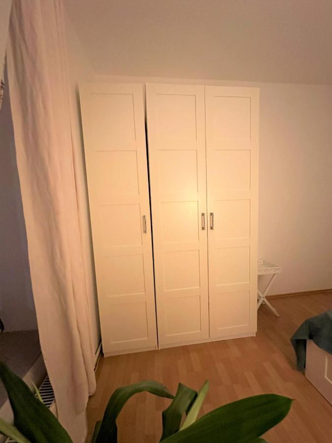 Cosy & Quiet In 17Th District Apartment Vienna Exterior photo