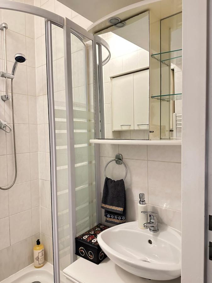 Cosy & Quiet In 17Th District Apartment Vienna Exterior photo